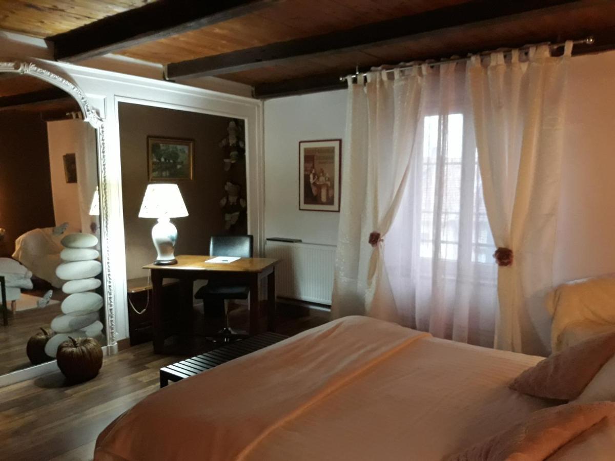 Bed And Breakfast "Le Moulin A Grains" Ménil-la-Horgne Exteriör bild