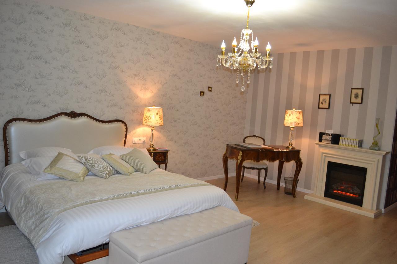 Bed And Breakfast "Le Moulin A Grains" Ménil-la-Horgne Exteriör bild